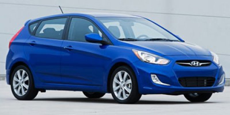 Used 2012 Hyundai Accent SE image 1