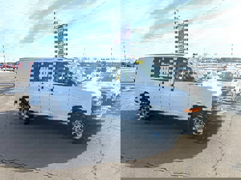 Used 2020 Chevrolet Express 2500 w/ Driver Convenience Package image 1