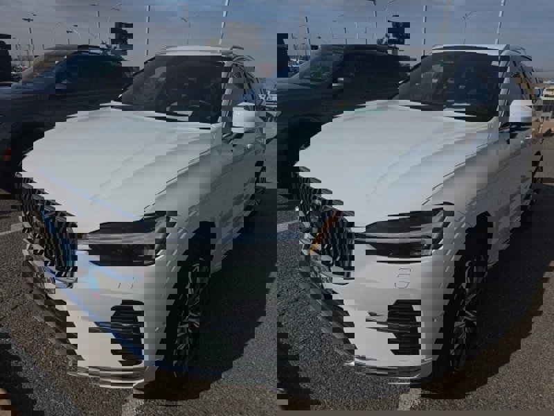 Certified 2022 Volvo XC60 B5 Inscription w/ Advanced Package image 1