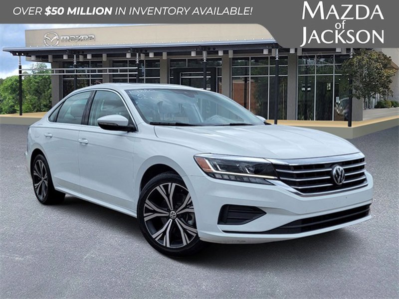 Used 2021 Volkswagen Passat 2.0T SE image 1
