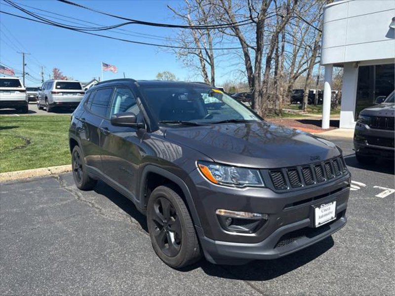 Certified 2019 Jeep Compass Latitude image 1