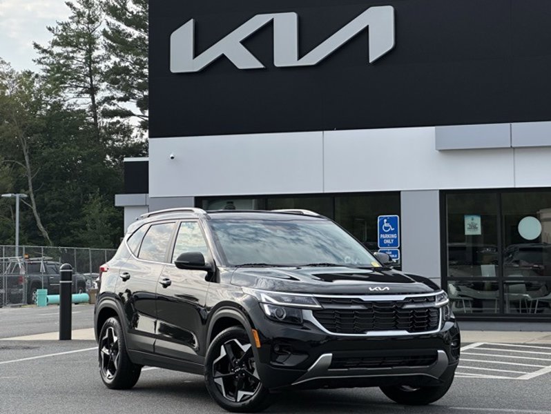 Certified 2025 Kia Seltos EX w/ EX Sunroof Package image 1