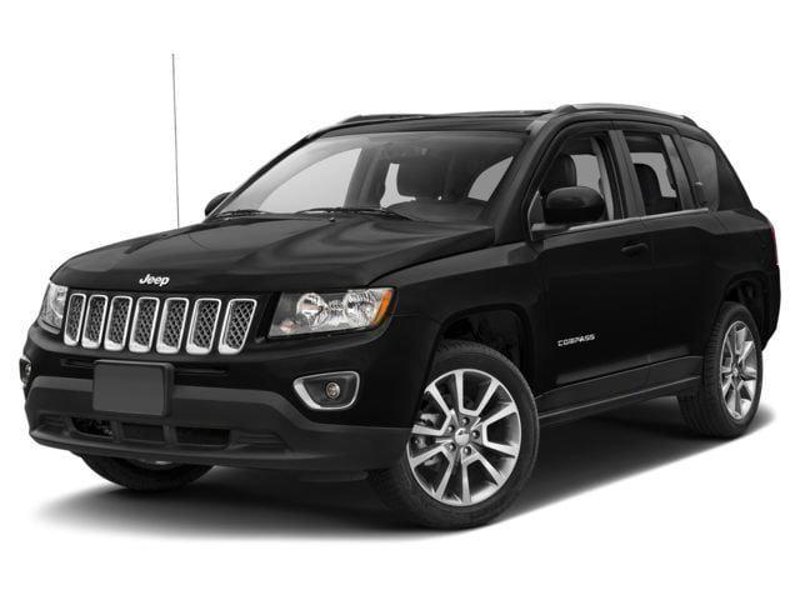 Used 2017 Jeep Compass Latitude image 1