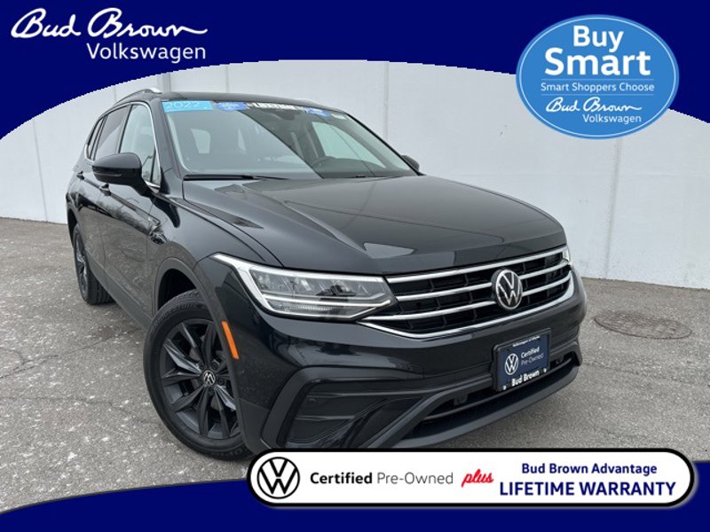 Certified 2022 Volkswagen Tiguan SE w/ Panoramic Sunroof Package image 1