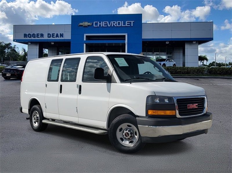 Certified 2022 GMC Savana 2500 w/ Driver Convenience Package image 1