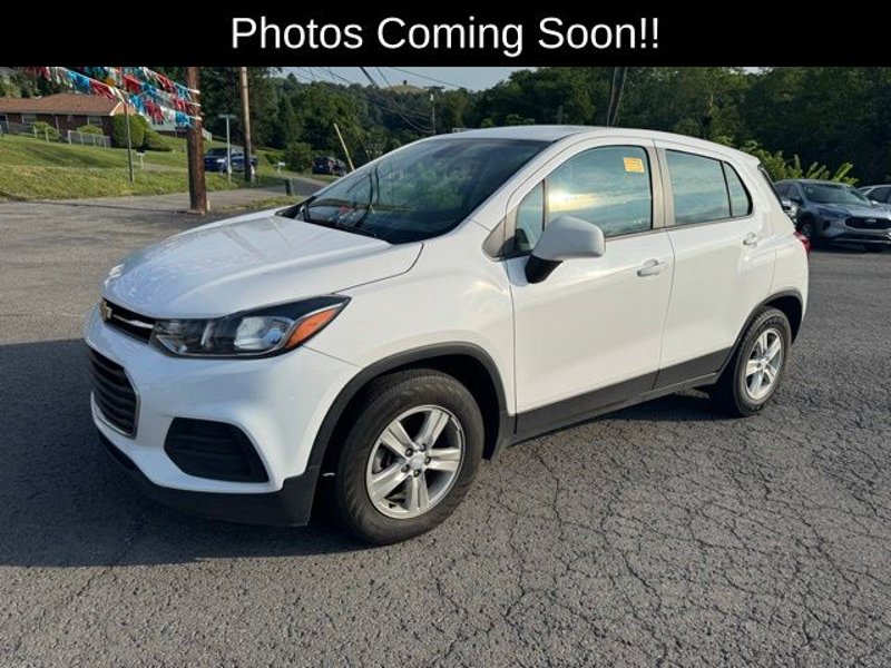 Used 2019 Chevrolet Trax LS image 1