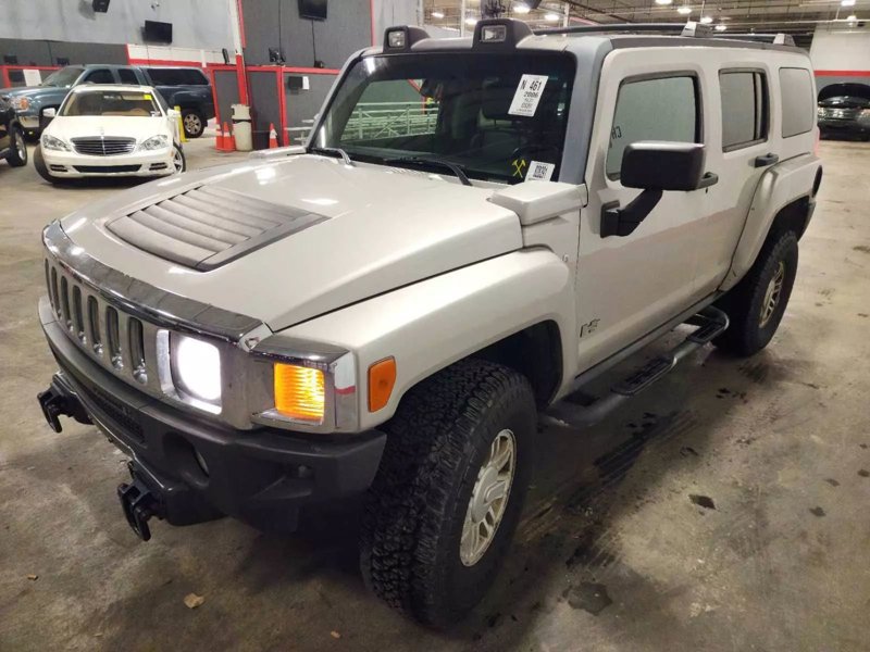 Used 2006 HUMMER H3 image 1