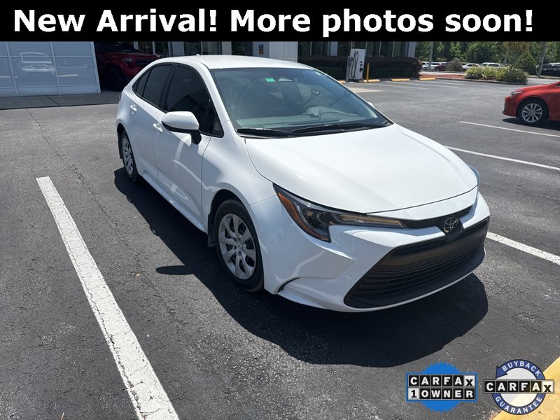 Used 2025 Toyota Corolla LE image 1