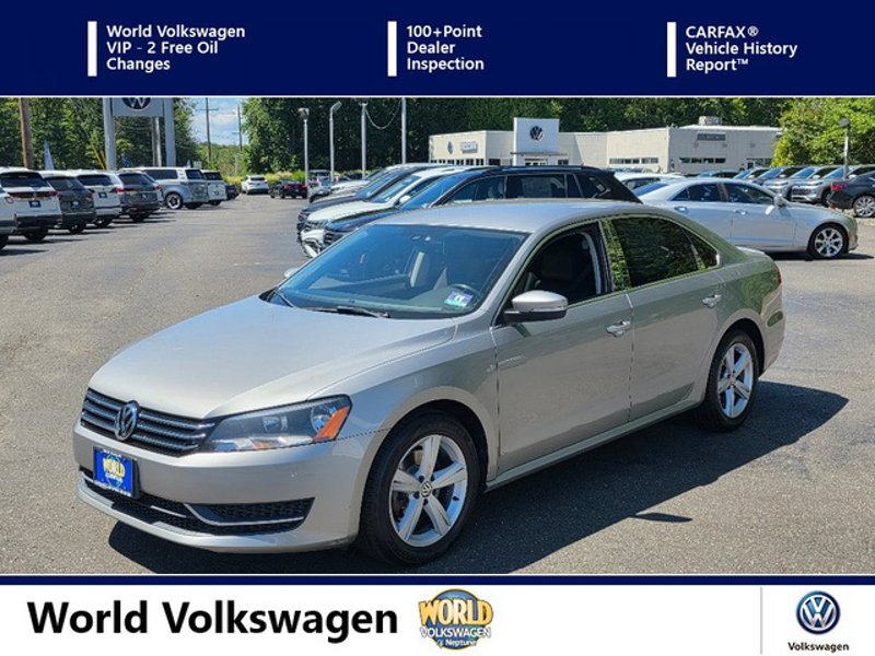 Used 2013 Volkswagen Passat 2.5 SE image 1