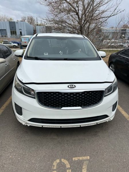 Used 2018 Kia Sedona LX image 1