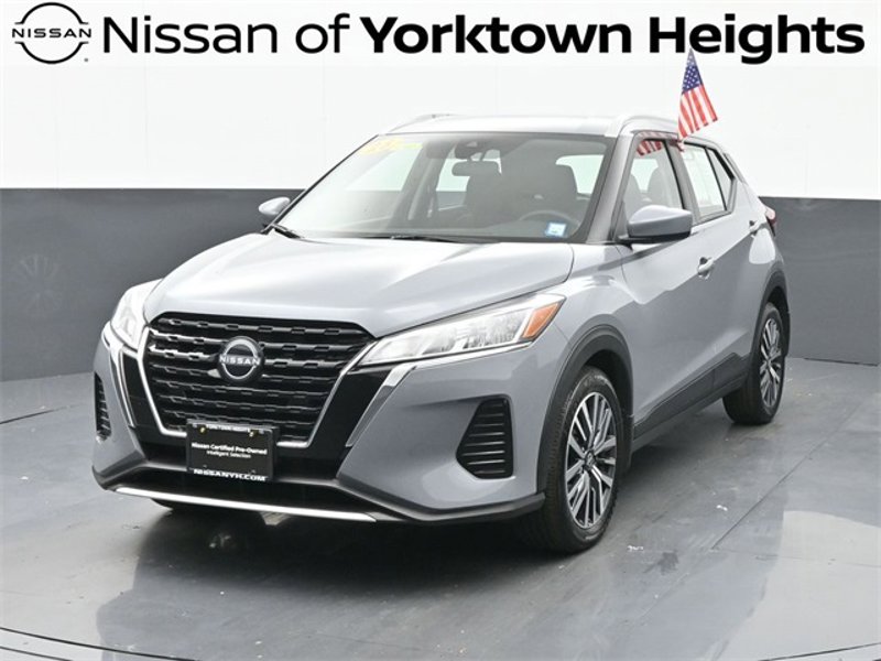 Certified 2023 Nissan Kicks SV image 1