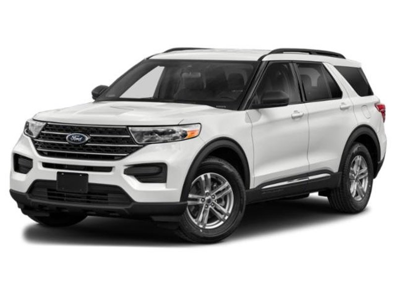 Used 2021 Ford Explorer XLT image 1
