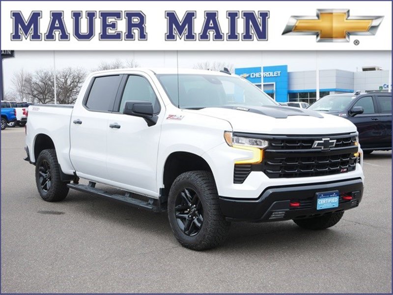 Certified 2024 Chevrolet Silverado 1500 LT Trail Boss w/ Convenience Package II image 1