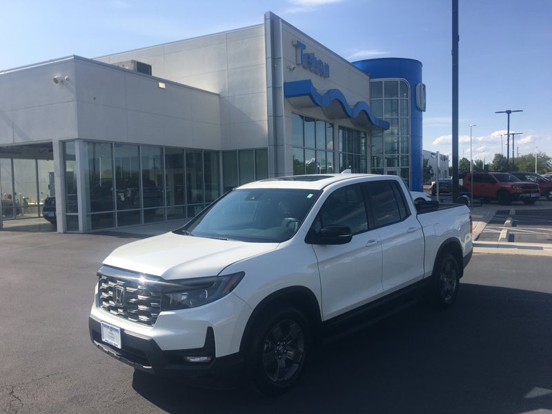 Certified 2024 Honda Ridgeline TrailSport image 1