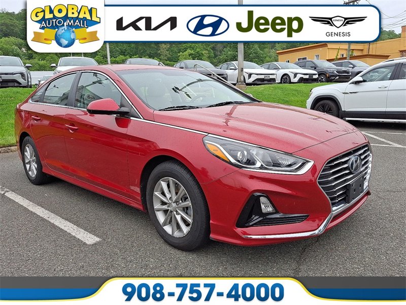 Used 2018 Hyundai Sonata SE w/ Cargo Package image 1