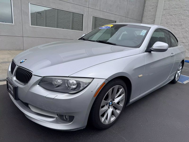 Used 2011 BMW 328i Sedan image 1