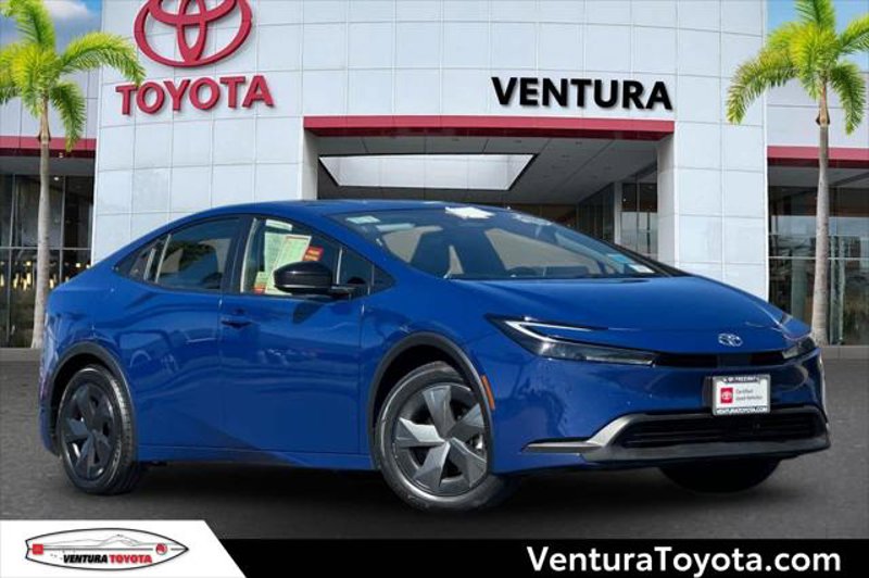 Certified 2024 Toyota Prius LE image 1
