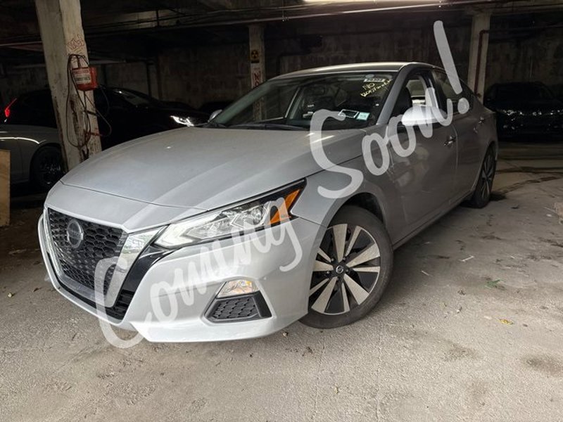 Used 2021 Nissan Altima 2.5 SV image 1