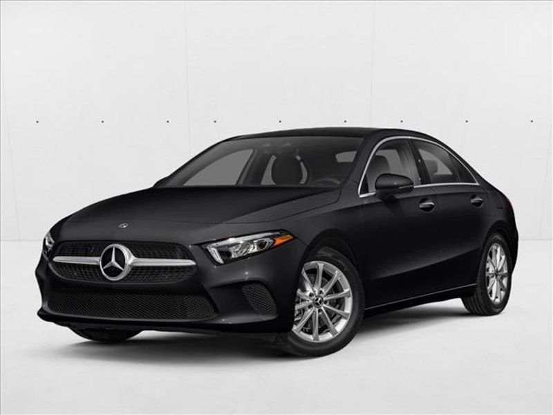 Used 2020 Mercedes-Benz A 220 image 1