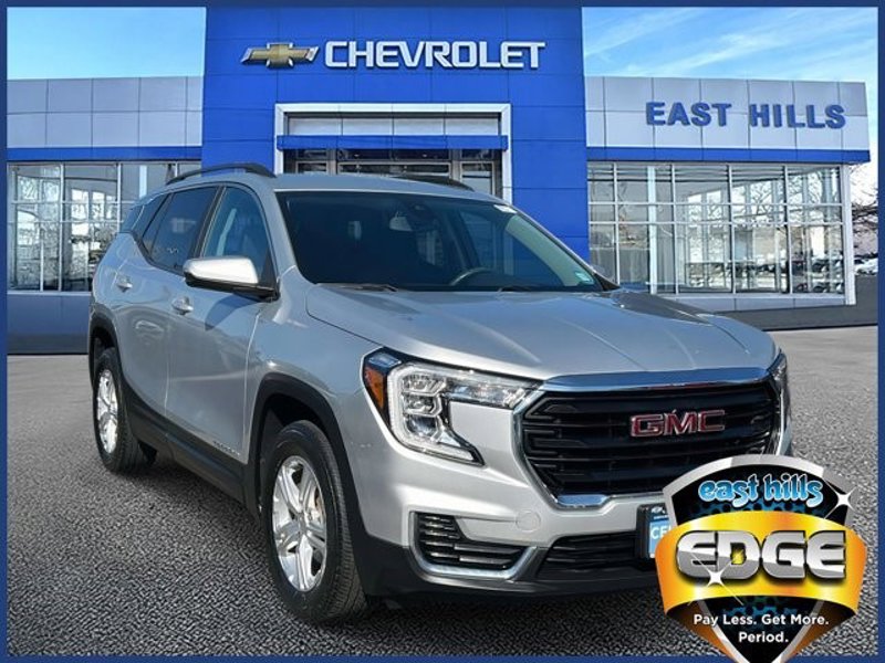 Certified 2022 GMC Terrain SLE w/ Driver Convenience Package image 1