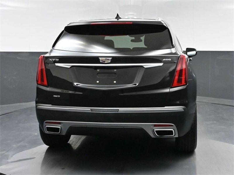 Certified 2022 Cadillac XT5 Premium Luxury image 1