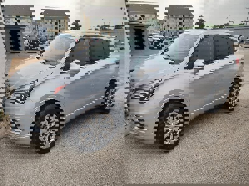 Used 2018 Buick Envision Essence image 1
