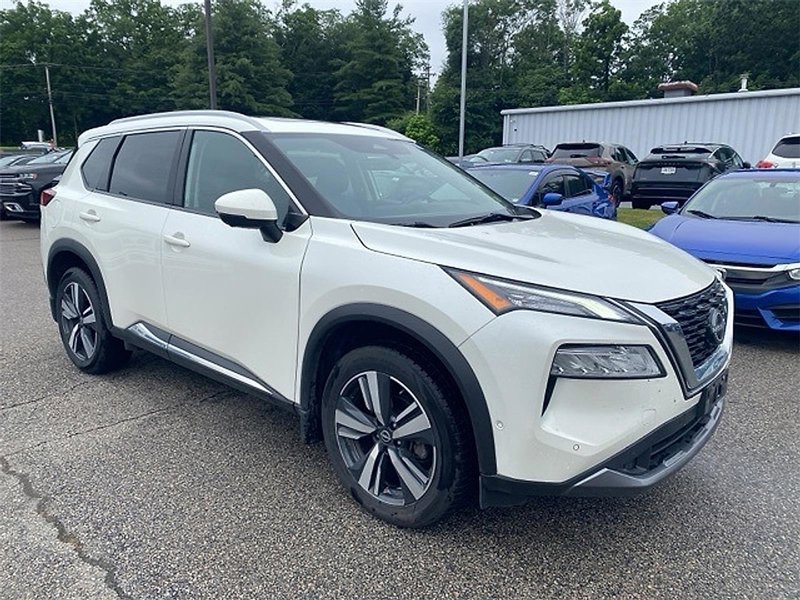 Certified 2023 Nissan Rogue SL image 1