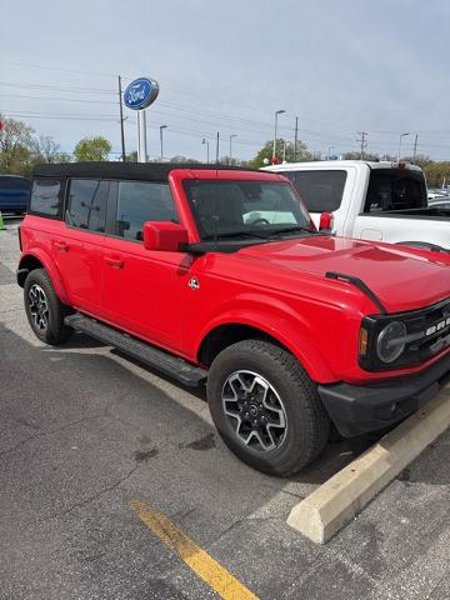 Certified 2024 Ford Bronco Outer Banks image 1