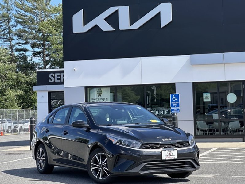 Certified 2023 Kia Forte LXS image 1