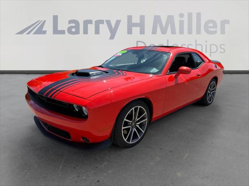 Certified 2020 Dodge Challenger R/T w/ Plus Package image 1