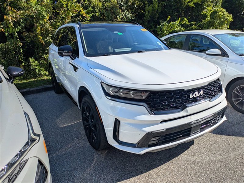 Certified 2022 Kia Sorento SX image 1