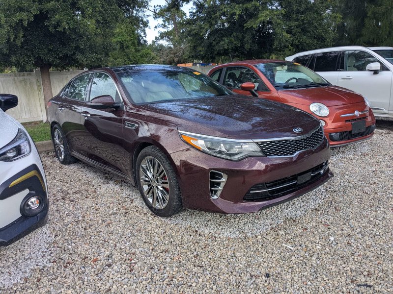 Used 2017 Kia Optima SX image 1