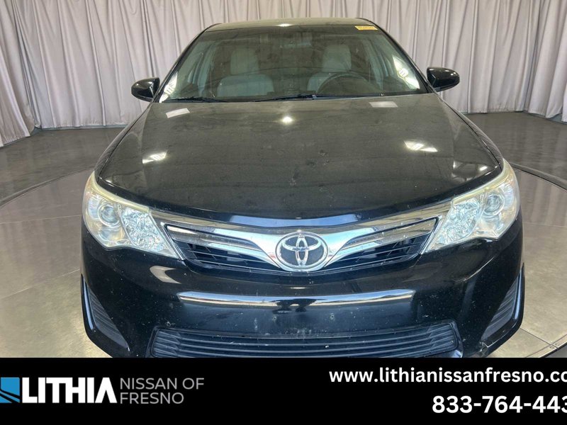 Used 2012 Toyota Camry LE image 1
