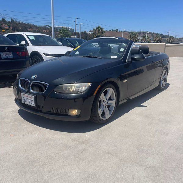 Used 2008 BMW 335i Convertible image 1