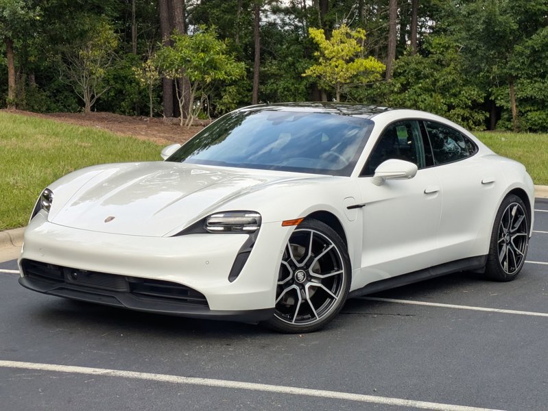 Certified 2024 Porsche Taycan image 1