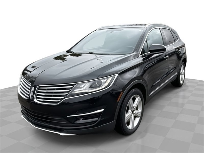 Used 2018 Lincoln MKC Premiere image 1