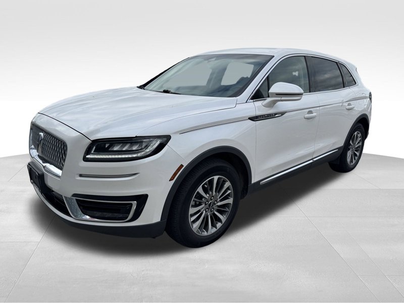 Used 2019 Lincoln Nautilus Select image 1