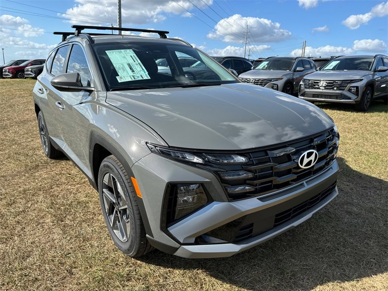 Certified 2025 Hyundai Tucson SEL image 1