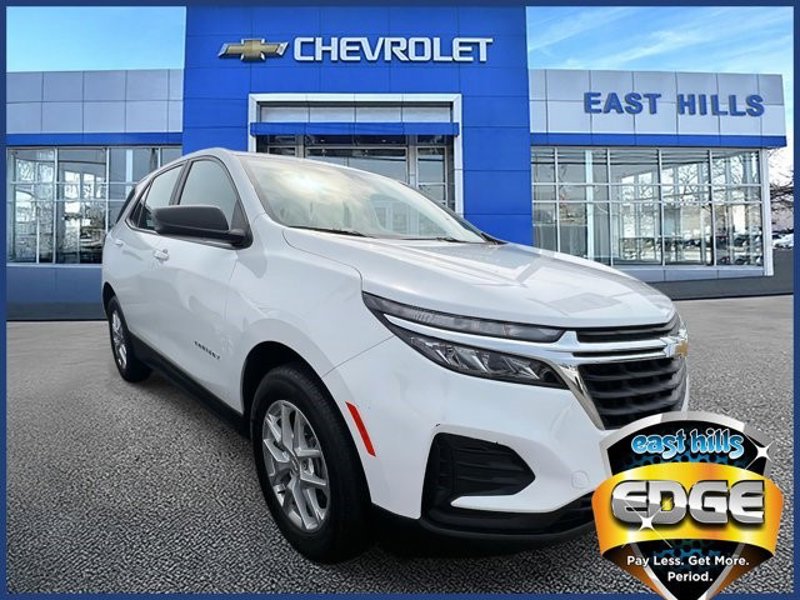 Certified 2022 Chevrolet Equinox LS w/ Driver Confidence II Package image 1