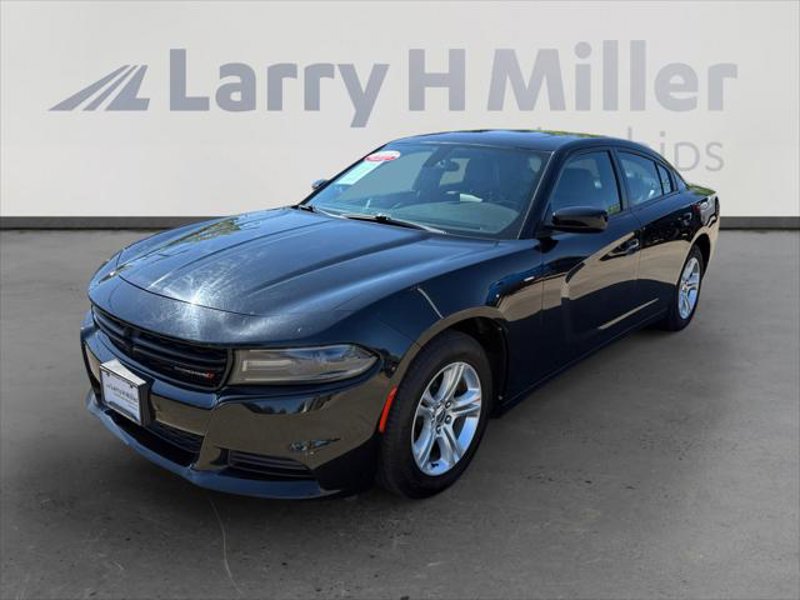 Certified 2021 Dodge Charger SXT w/ Leather Interior Group image 1