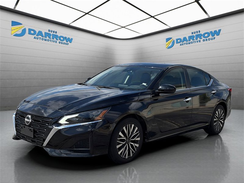 Certified 2023 Nissan Altima 2.5 SV image 1