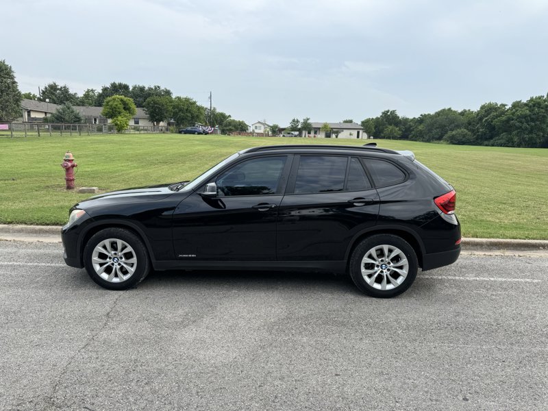 Used 2014 BMW X1 xDrive28i image 1
