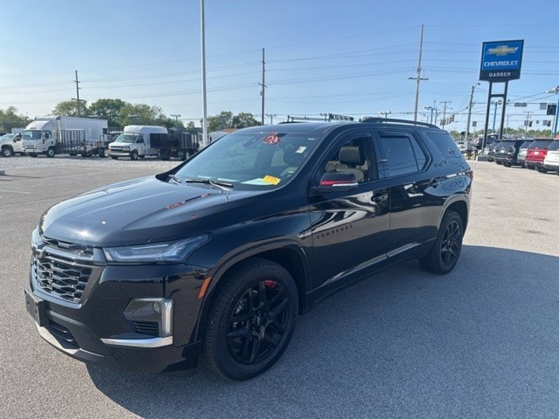 Certified 2023 Chevrolet Traverse Premier w/ Redline Edition image 1
