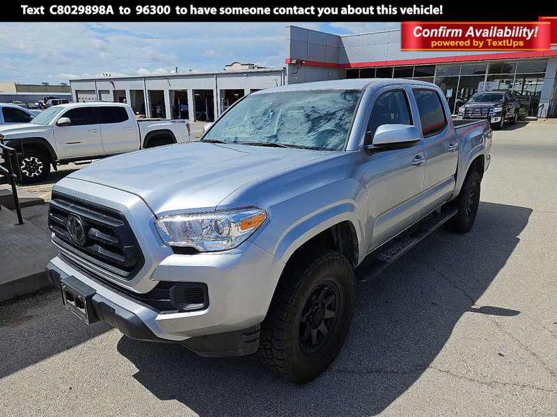 Used 2022 Toyota Tacoma SR image 1