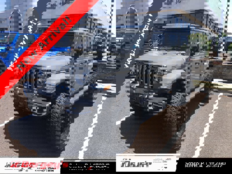 Used 2021 Jeep Wrangler Unlimited Sahara image 1