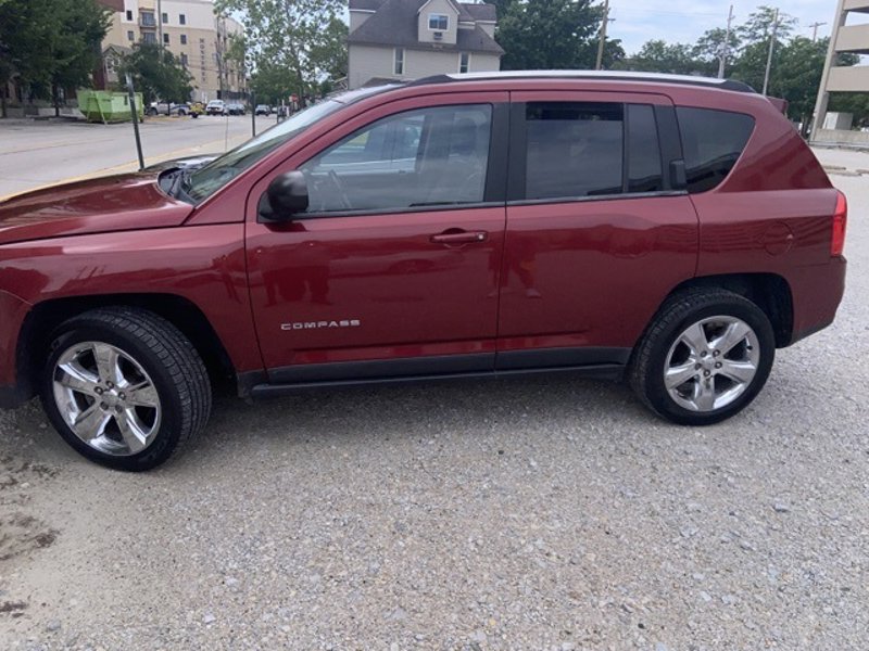 Used 2013 Jeep Compass Limited w/ Sun/Sound Group image 1