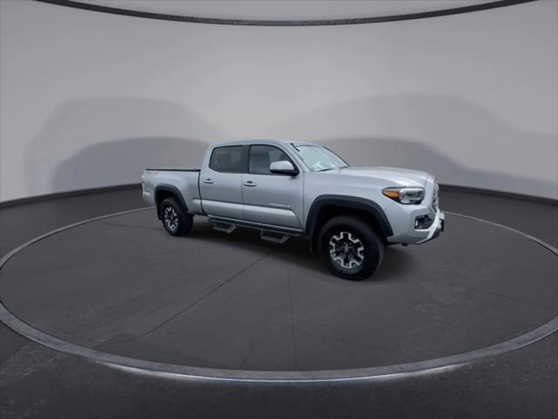Certified 2023 Toyota Tacoma TRD Off-Road image 1