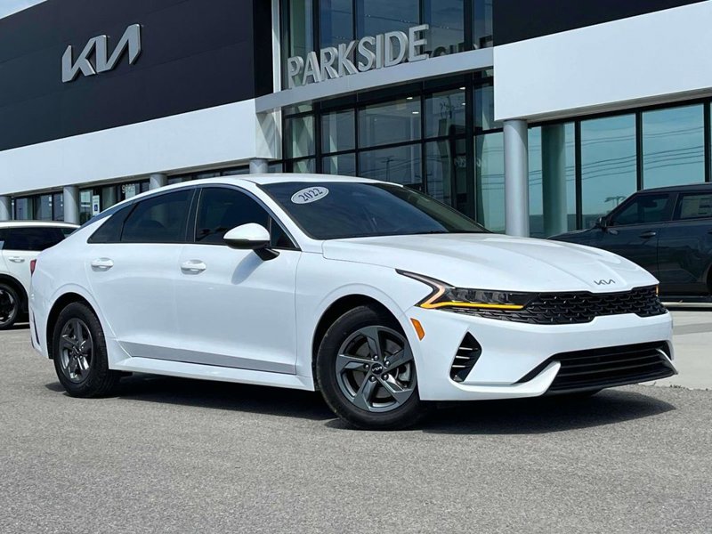 Used 2022 Kia K5 LX image 1
