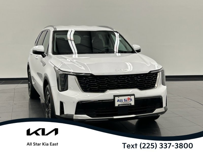 Certified 2024 Kia Sorento S image 1