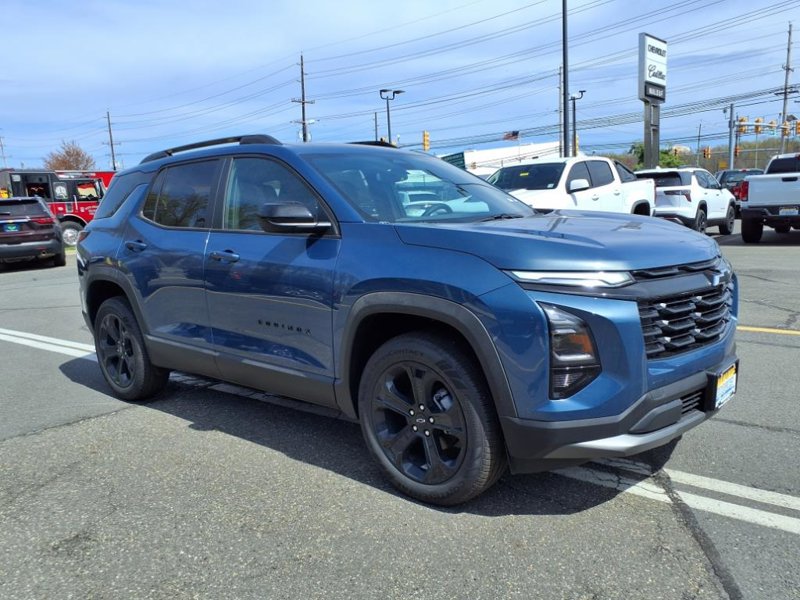 Used 2025 Chevrolet Equinox LT w/ Convenience Package II image 1